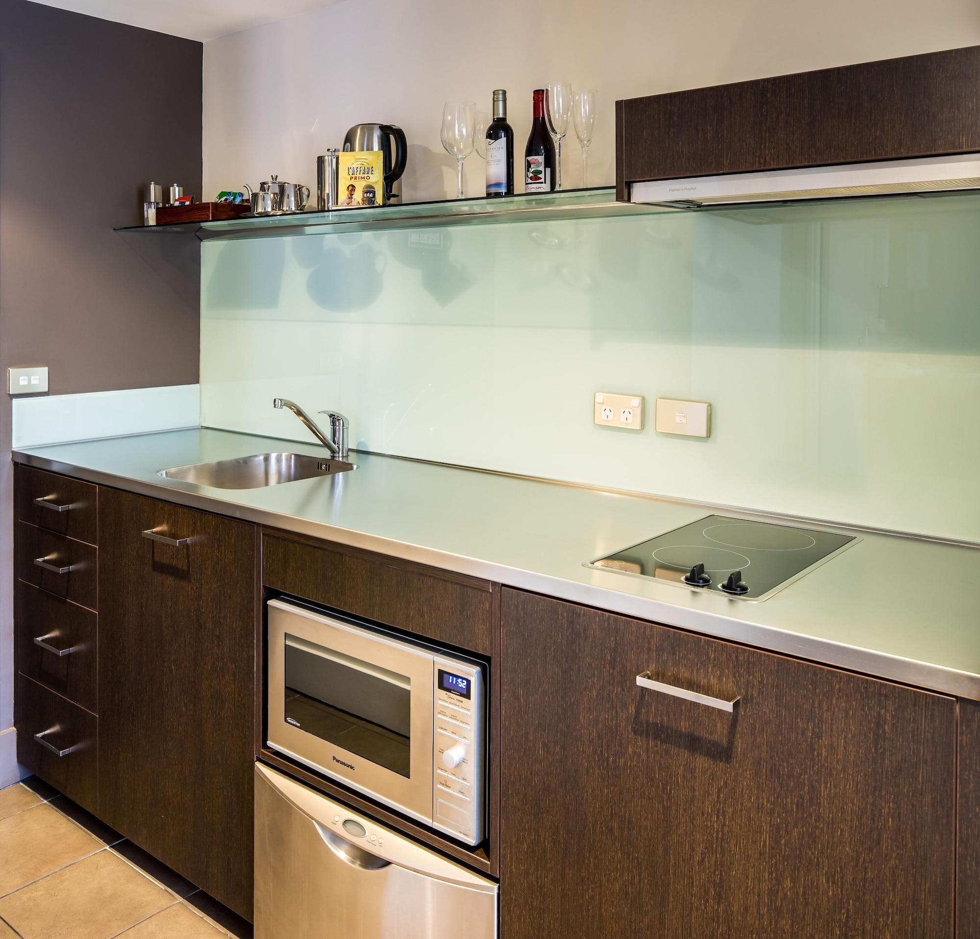 Bolton Hotel Wellington Exterior foto A modern kitchen